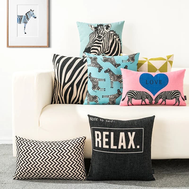 Housse de coussin géométrique zèbre de dessin animé, taie d'oreiller géométrique, décoration de maison, noël, canapé, taille