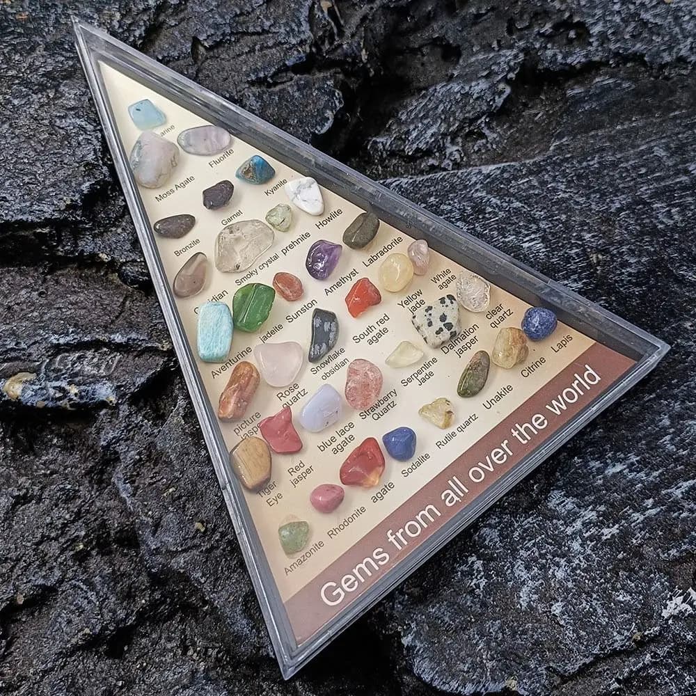 Pierres précieuses Collection de roches de cristal naturel artisanat naturel roche minérale polissage spécimens naturels ensemble triangulaire 36 minerai drôle