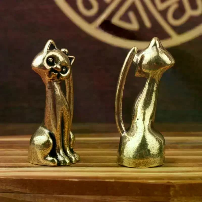 Statue d'amoureux de chat en laiton Antique, ornement, Sculpture d'animal en cuivre, brûleur d'encens, Figurines décoratives de bureau et miniatures pour la maison