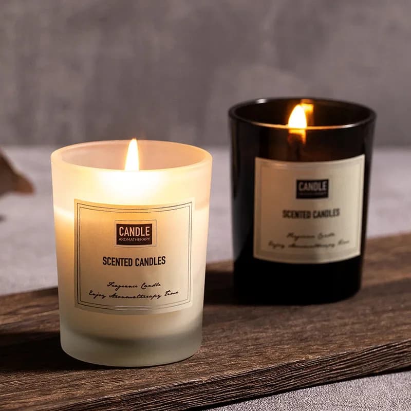Bougie d'aromathérapie au parfum de plante européenne moderne