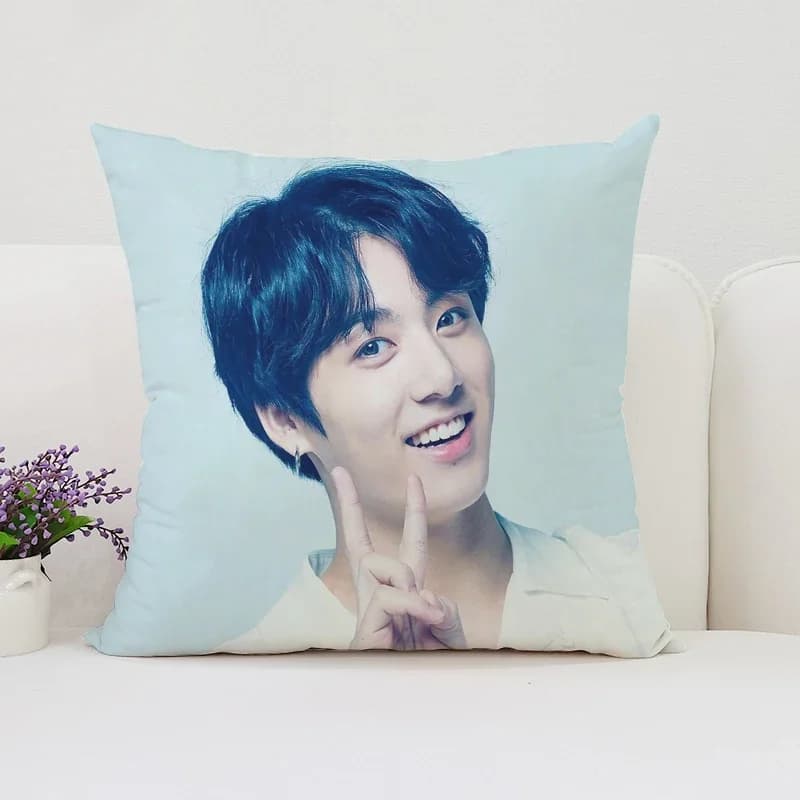 Jungkook-Juste de coussin décorative pour chambre, taie d'oreiller décorative, cadeaux esthétiques pour fan, 45x45, 40x40