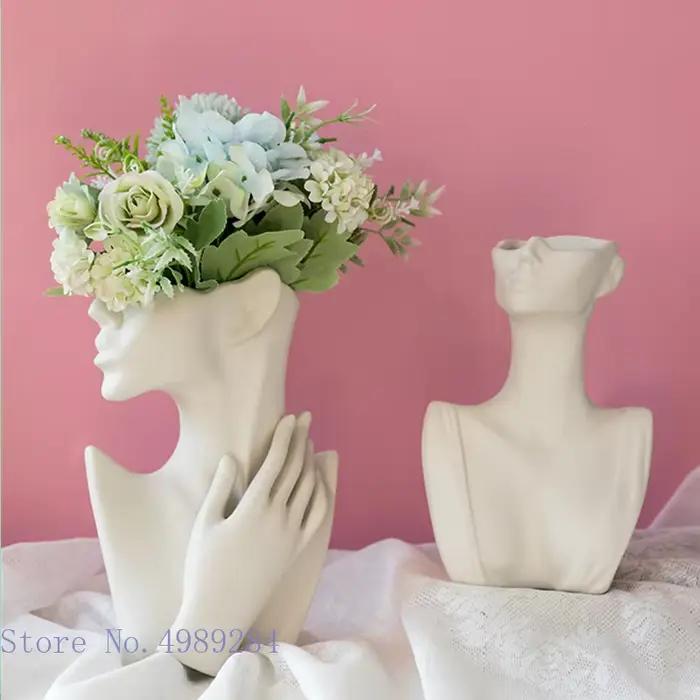 Vase à fleurs en céramique