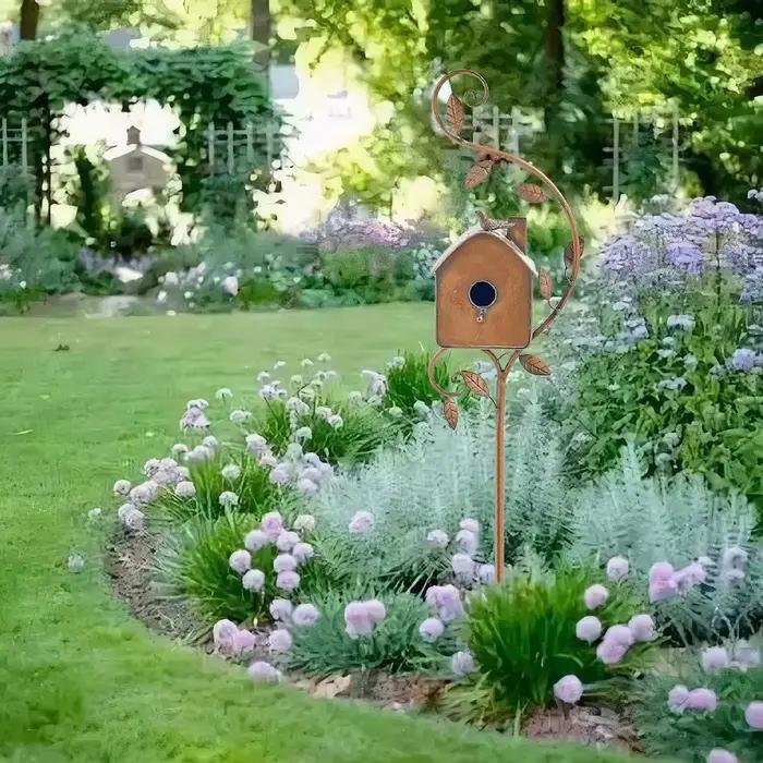 Piquets de jardin en métal pour nichoir