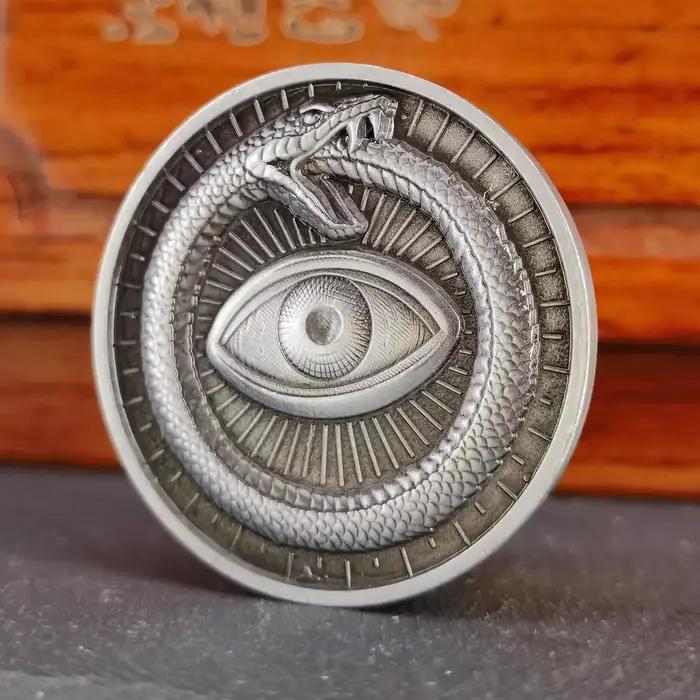 Pièce porte-bonheur Sun Moon Ouroboros