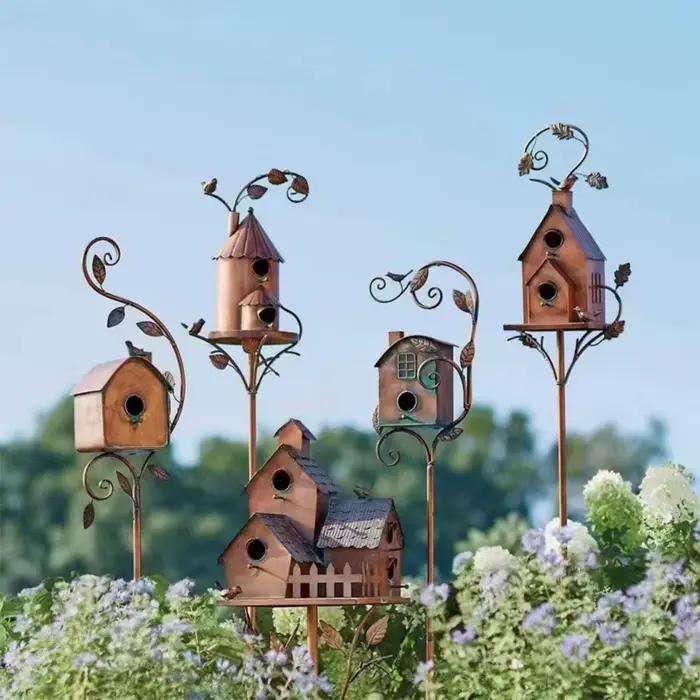Piquets de jardin en métal pour nichoir