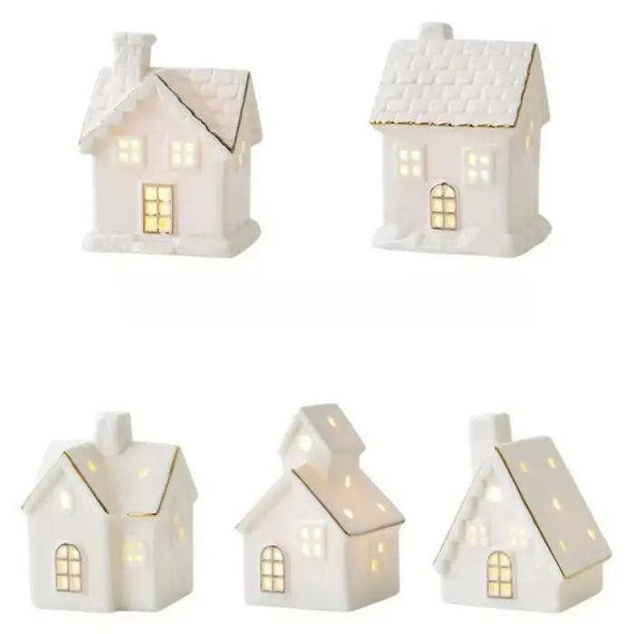 LED éclairer les maisons de Village de noël blanc avec des arbres