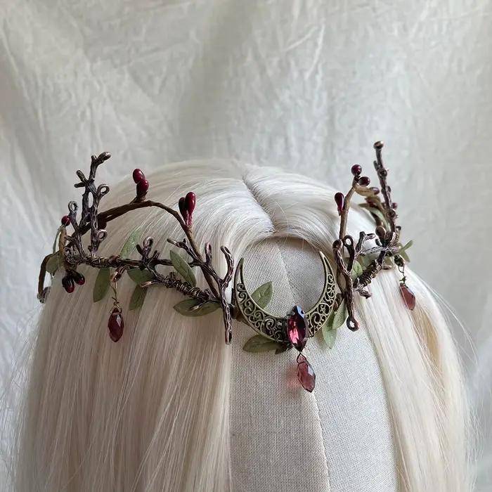 Couronne de feuilles de forêt elfique main diadème goutte d'eau rouge lune déesse féerique mariage occassions spéciales