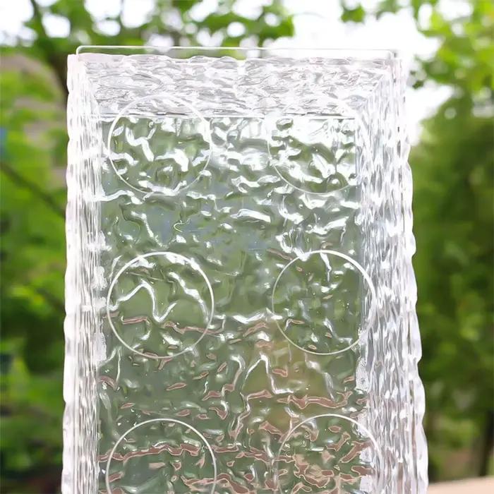 Vase à fleurs en acrylique transparent Stone Mars