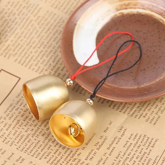 Cloche en cuivre métallique