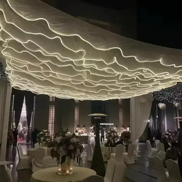 Rideaux de voile pour plafond de mariage