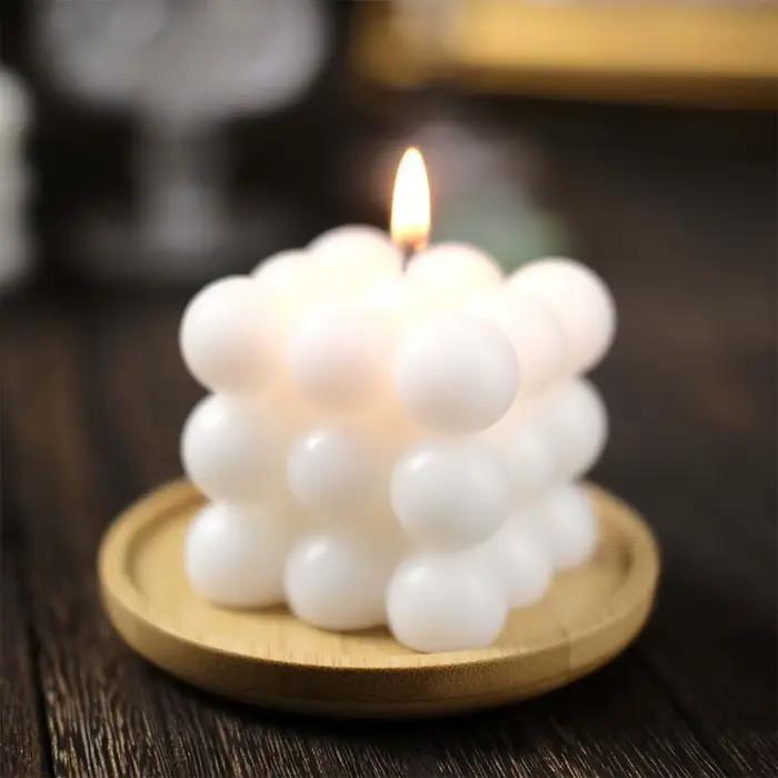 Bougie boule de petit Cube parfumée à la vanille
