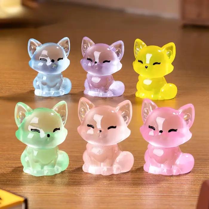 Figurines de renard lumineux en résine