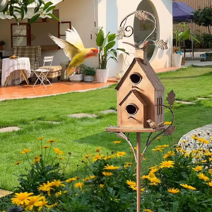 Piquets de jardin en métal pour nichoir