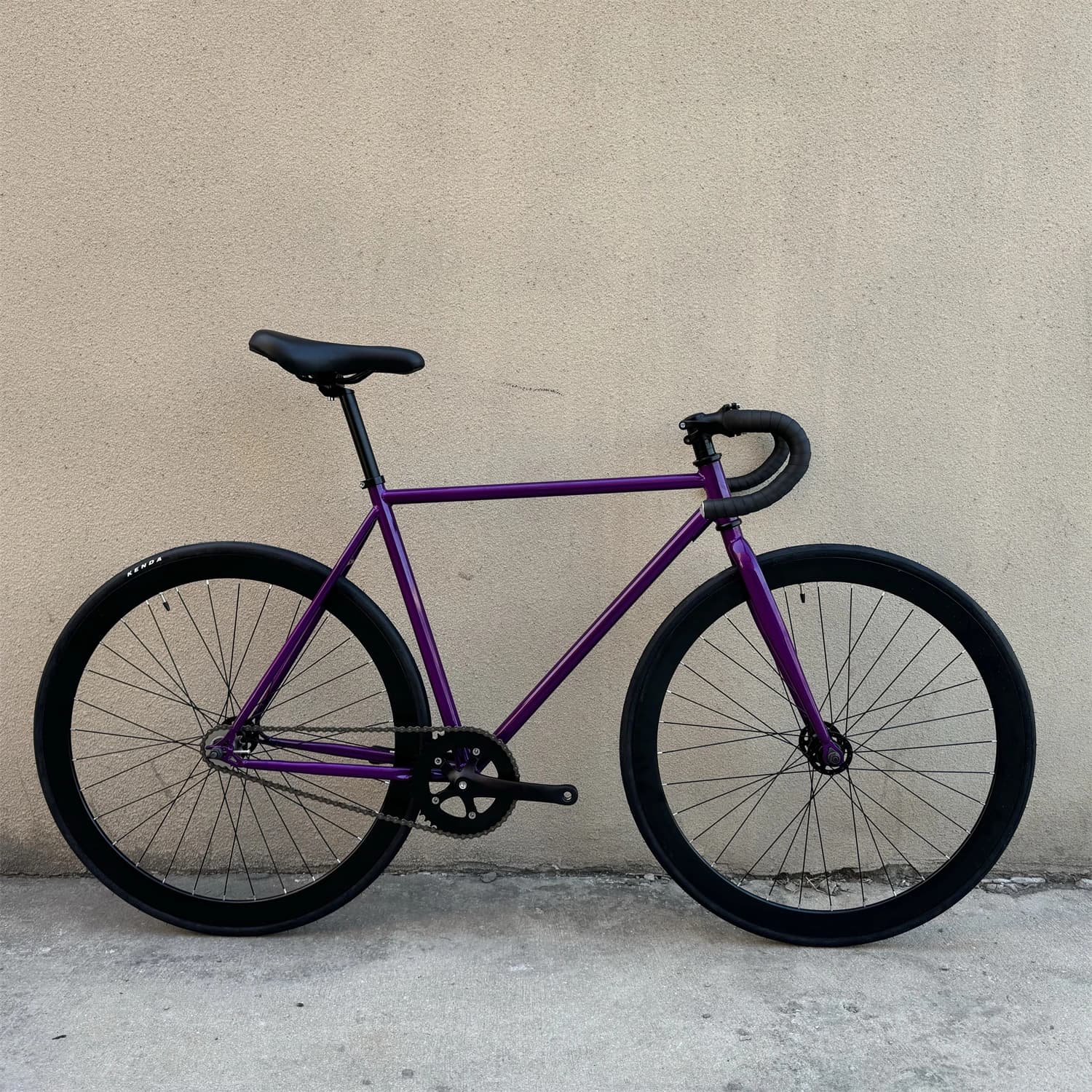 Partner Gear-Vélo avec cadre en acier, roues en alliage d'aluminium 700C, fixation à vitesse unique,