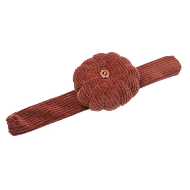 Coussinets de citrouille pour la couture avec bracelet Coussin à épingles de poignet Couture à faire